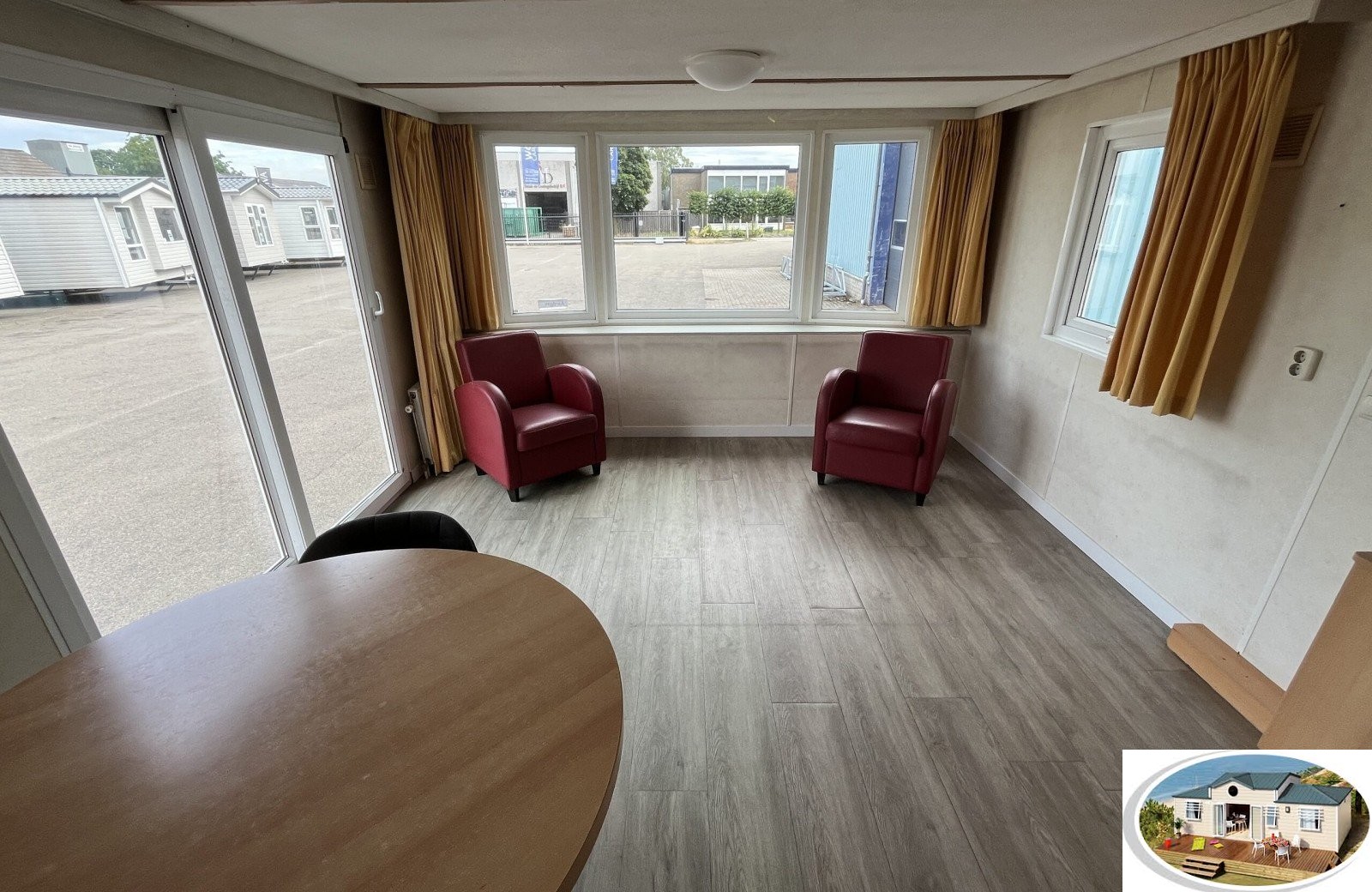 img-6615 MAAT CHALET KUNSTSTOF 3 CHAMBRES – Image 6